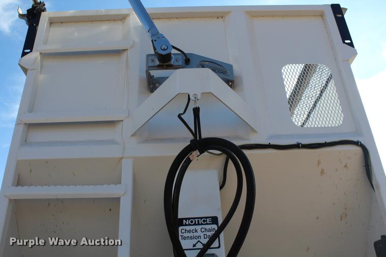 image for item K1919 2016 Shop built Laramy live bottom silage trailer