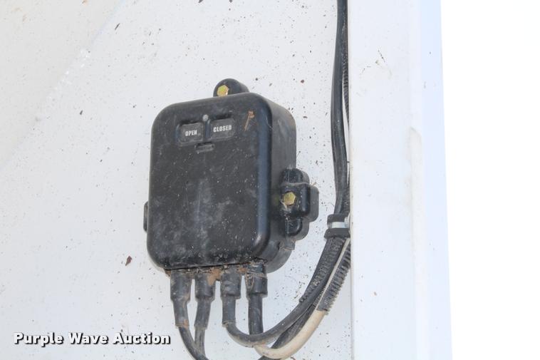 image for item K1919 2016 Shop built Laramy live bottom silage trailer