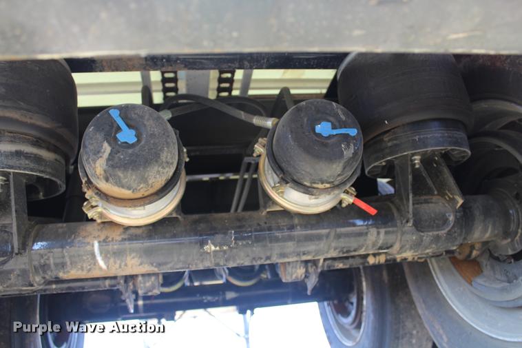 image for item K1919 2016 Shop built Laramy live bottom silage trailer