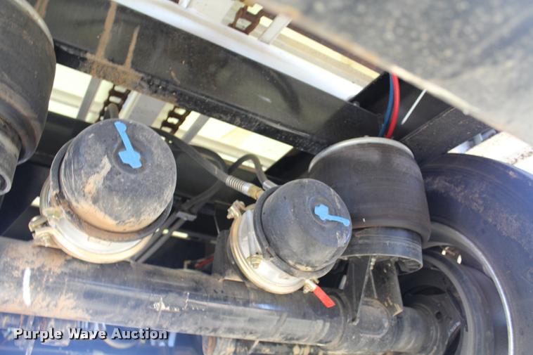 image for item K1919 2016 Shop built Laramy live bottom silage trailer