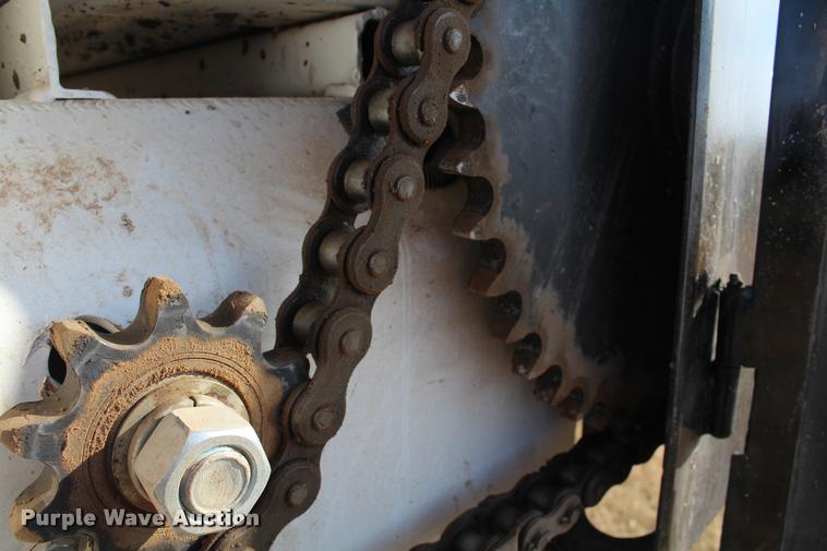 image for item K1919 2016 Shop built Laramy live bottom silage trailer