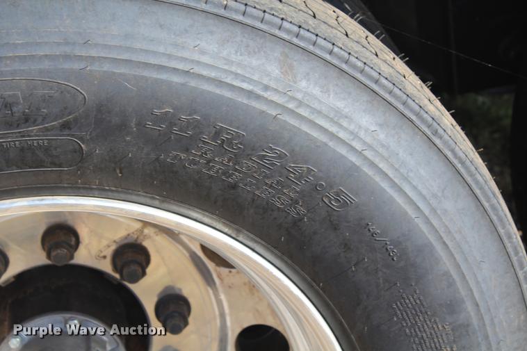 image for item K1919 2016 Shop built Laramy live bottom silage trailer