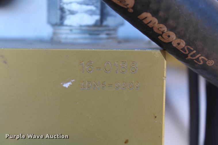 image for item K1919 2016 Shop built Laramy live bottom silage trailer