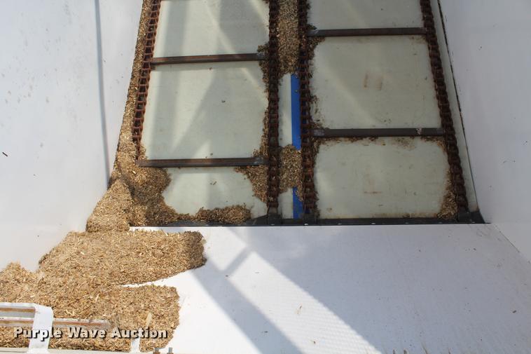 image for item K1919 2016 Shop built Laramy live bottom silage trailer