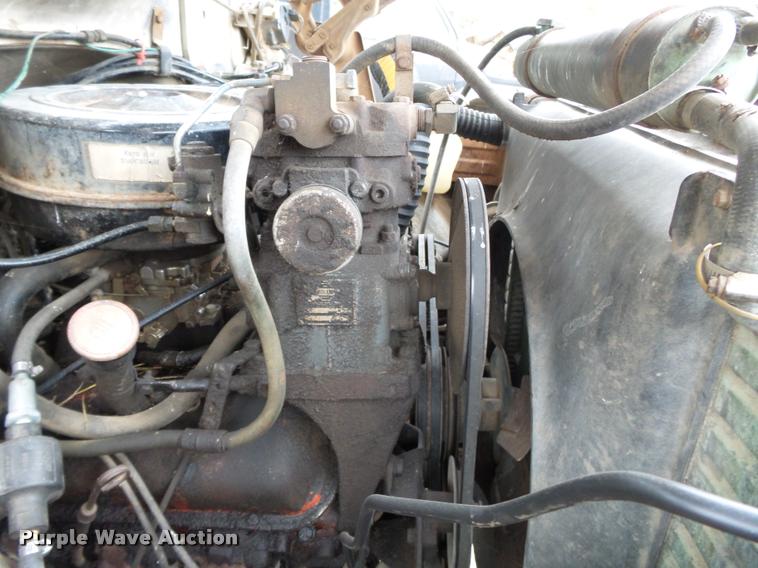 image for item K3455 1975 GMC 6500 grain truck