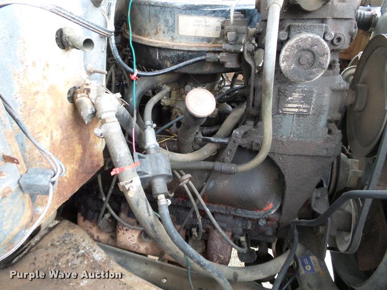 image for item K3455 1975 GMC 6500 grain truck