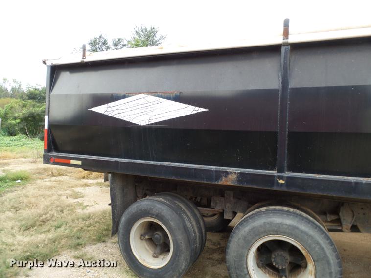 image for item K3456 1978 Chevrolet C65 grain truck