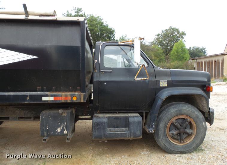 image for item K3456 1978 Chevrolet C65 grain truck