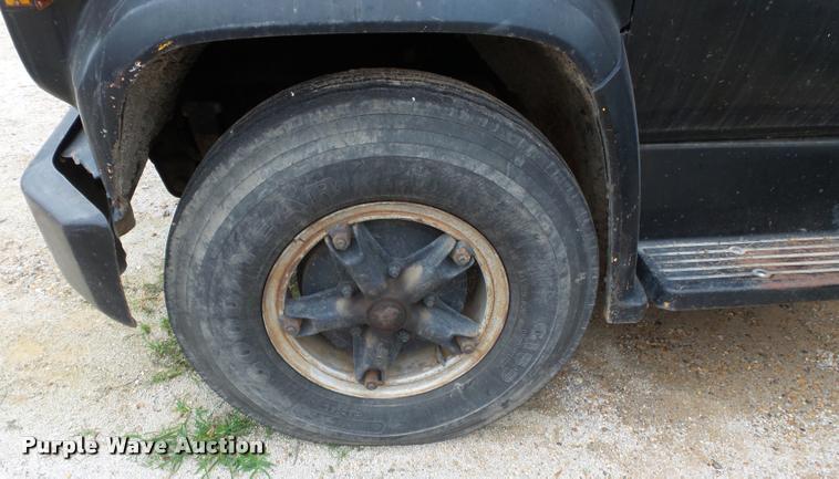 image for item K3456 1978 Chevrolet C65 grain truck