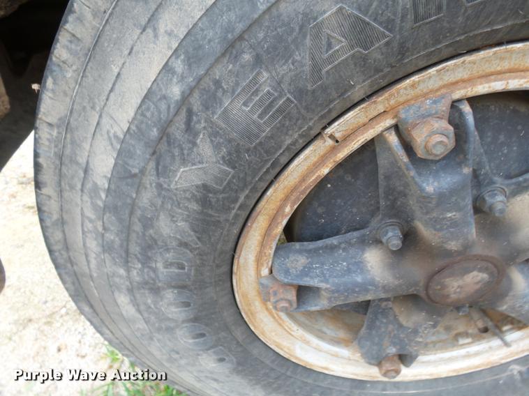 image for item K3456 1978 Chevrolet C65 grain truck