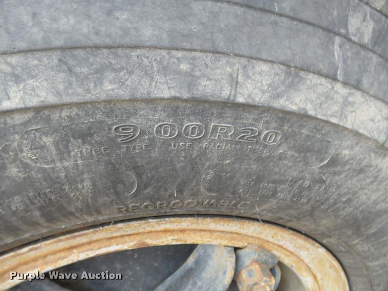 image for item K3456 1978 Chevrolet C65 grain truck