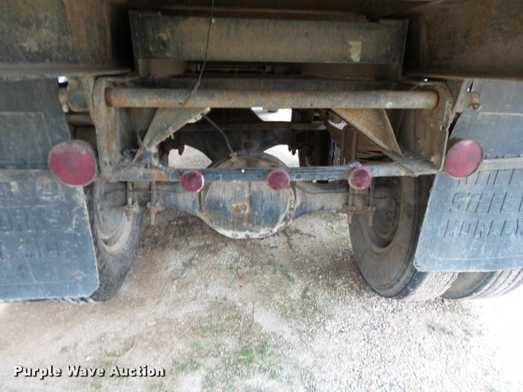 image for item K3456 1978 Chevrolet C65 grain truck