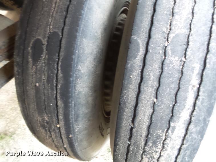 image for item K3456 1978 Chevrolet C65 grain truck