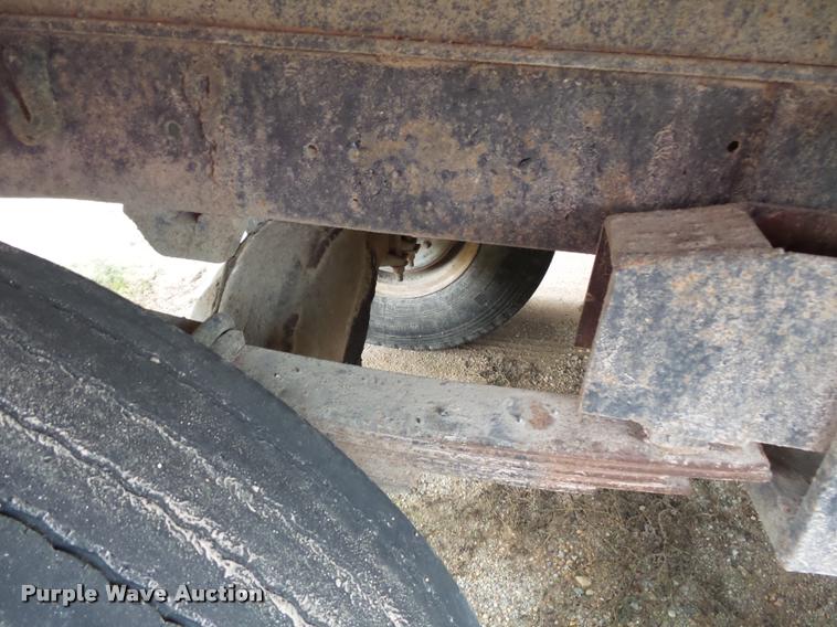 image for item K3456 1978 Chevrolet C65 grain truck