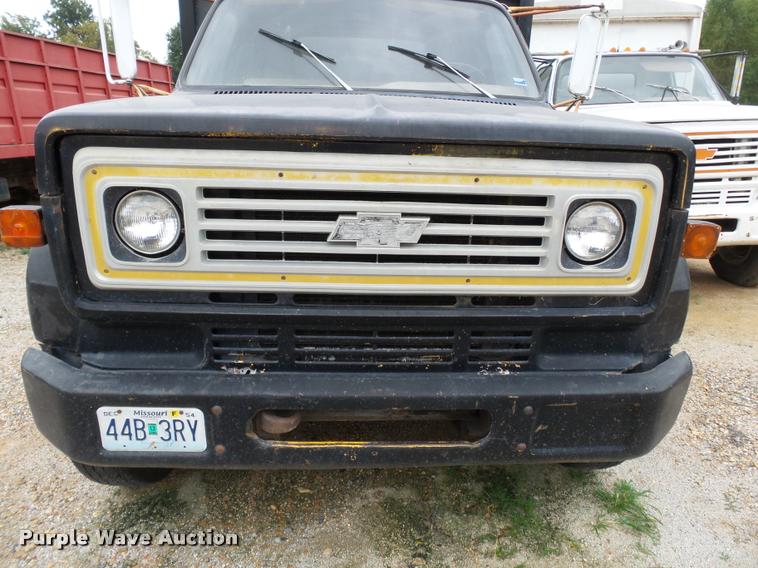 image for item K3456 1978 Chevrolet C65 grain truck