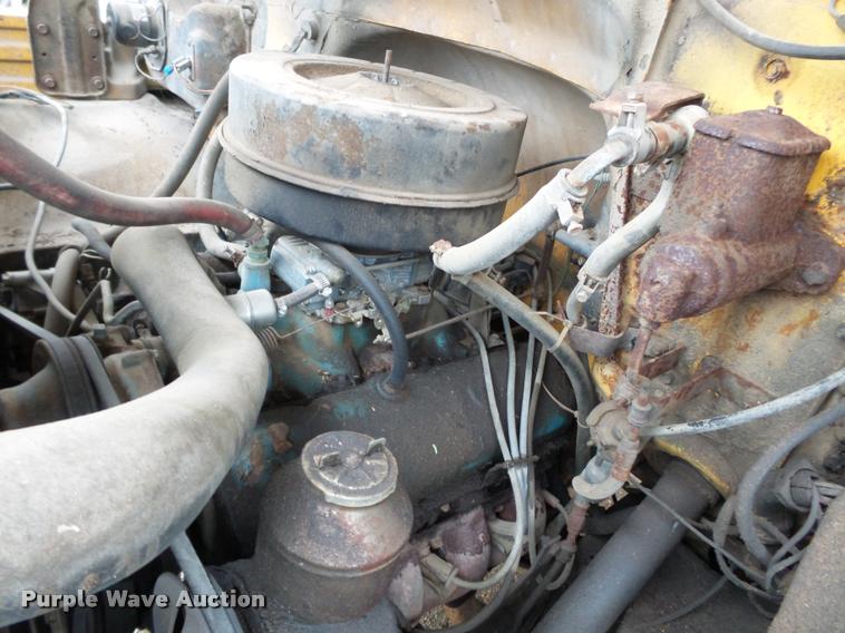 image for item K3456 1978 Chevrolet C65 grain truck