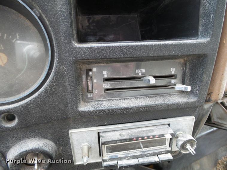 image for item K3456 1978 Chevrolet C65 grain truck