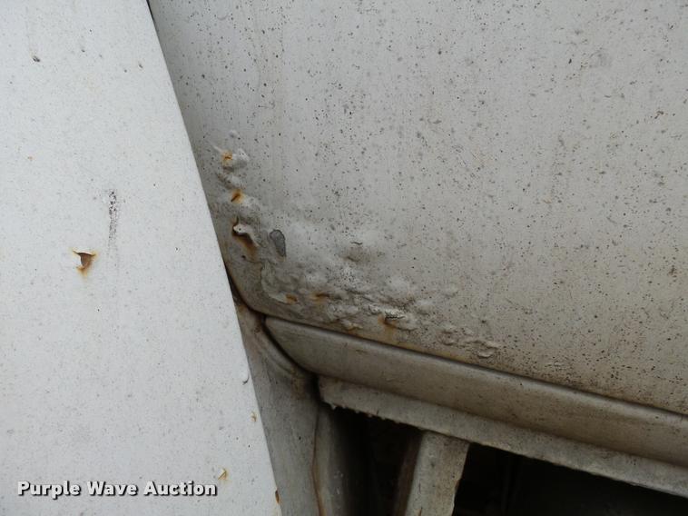 image for item K3457 1975 Chevrolet C65 grain truck