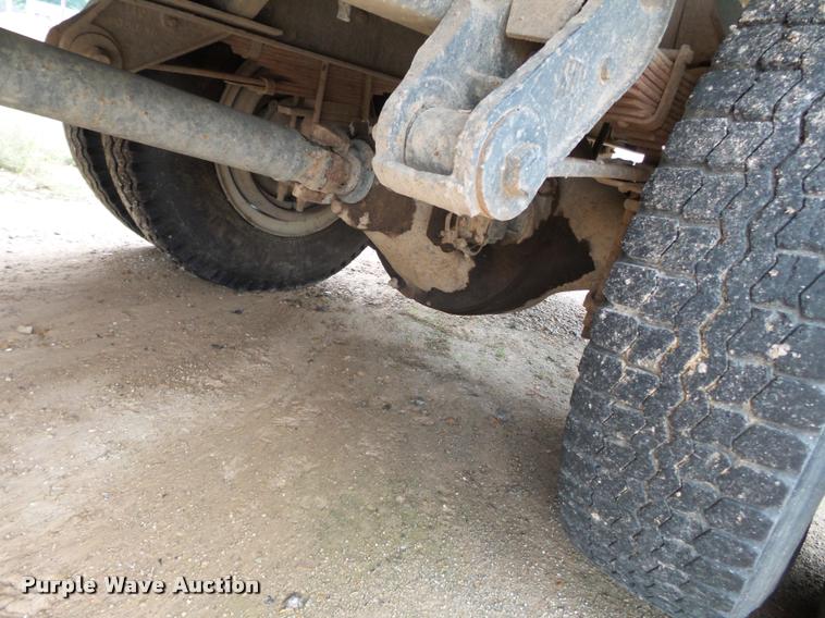 image for item K3457 1975 Chevrolet C65 grain truck