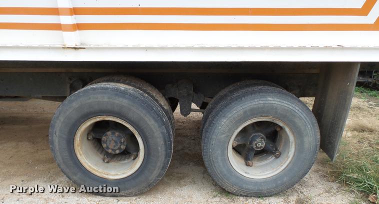 image for item K3457 1975 Chevrolet C65 grain truck