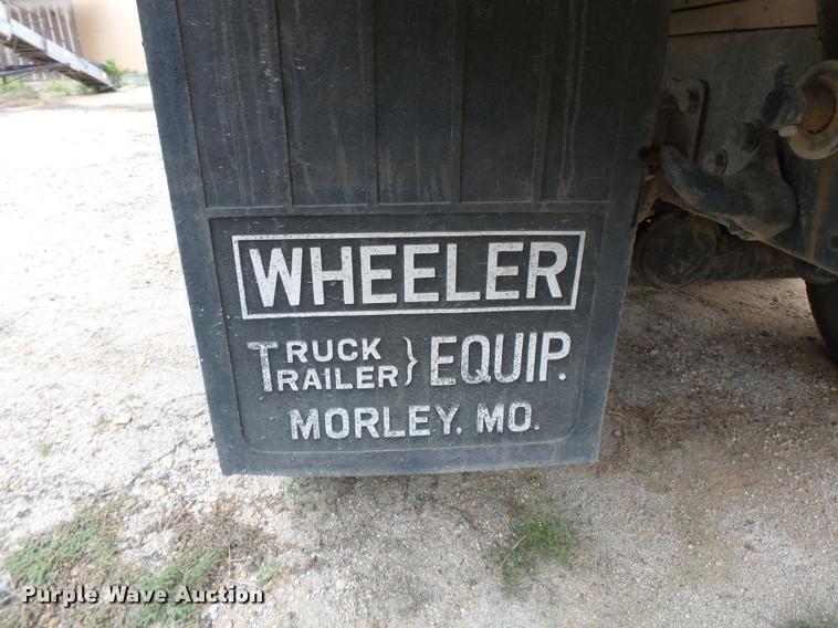 image for item K3457 1975 Chevrolet C65 grain truck