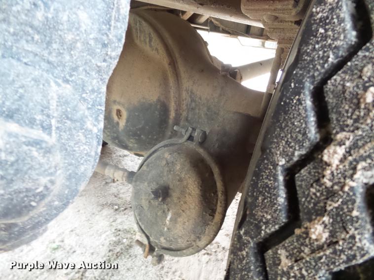 image for item K3457 1975 Chevrolet C65 grain truck