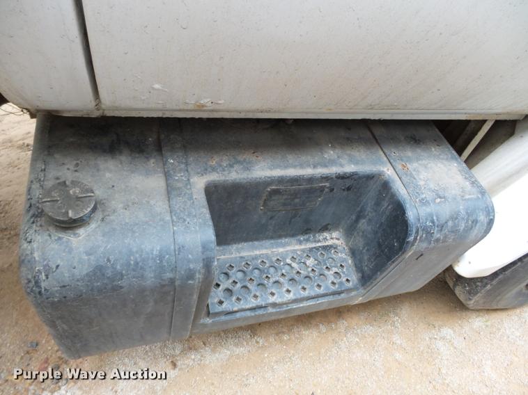 image for item K3457 1975 Chevrolet C65 grain truck