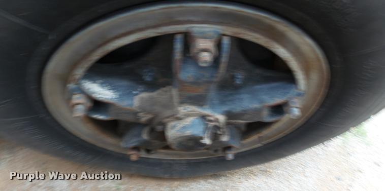 image for item K3457 1975 Chevrolet C65 grain truck