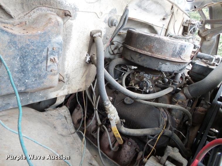 image for item K3457 1975 Chevrolet C65 grain truck