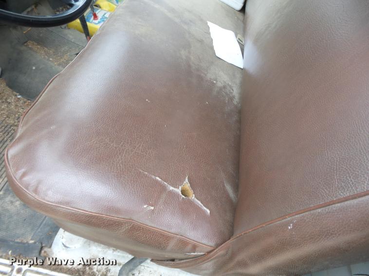 image for item K3457 1975 Chevrolet C65 grain truck