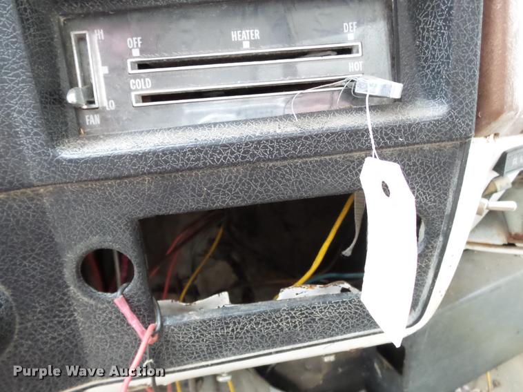 image for item K3457 1975 Chevrolet C65 grain truck