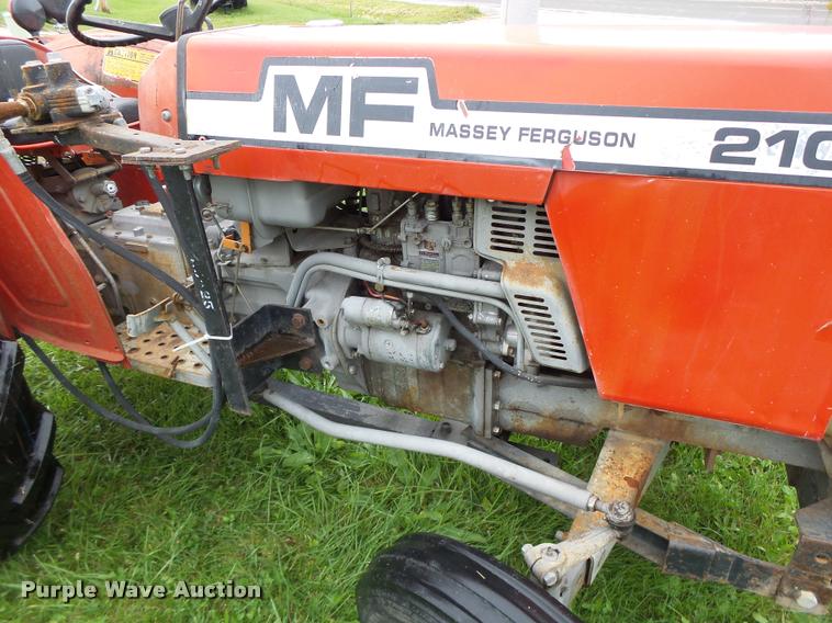 image for item K5661 Massey-Ferguson 210 tractor