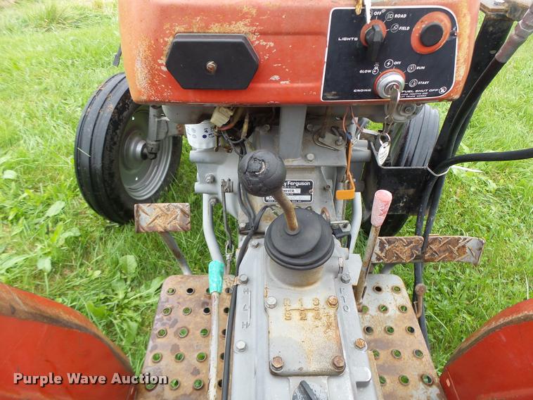 image for item K5661 Massey-Ferguson 210 tractor