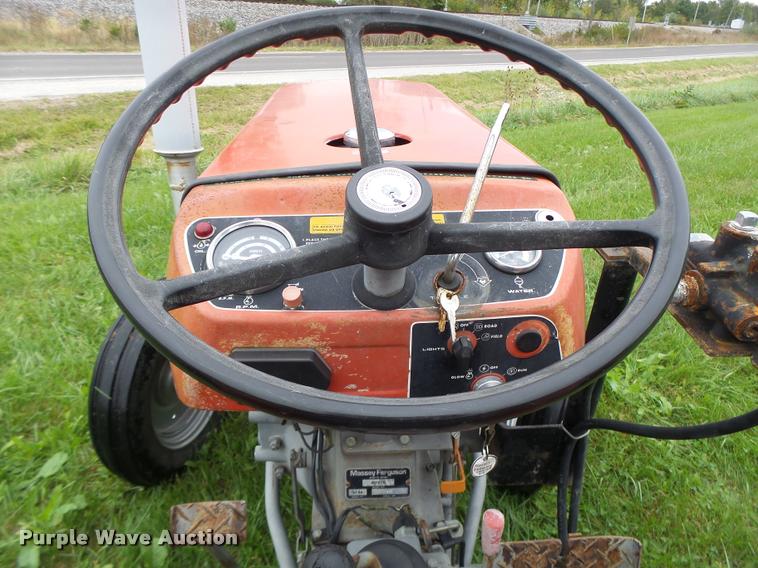 image for item K5661 Massey-Ferguson 210 tractor