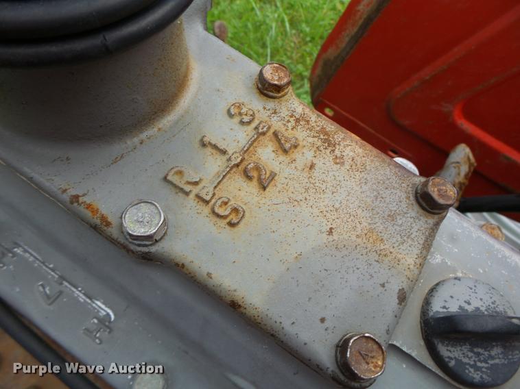 image for item K5661 Massey-Ferguson 210 tractor