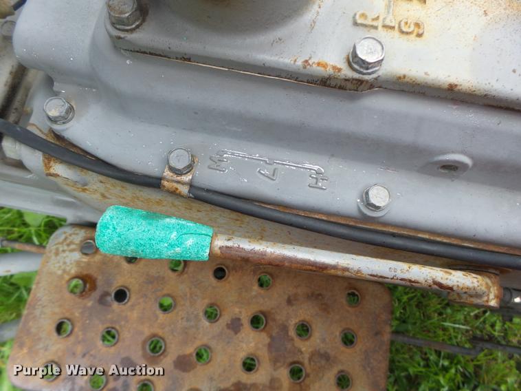 image for item K5661 Massey-Ferguson 210 tractor