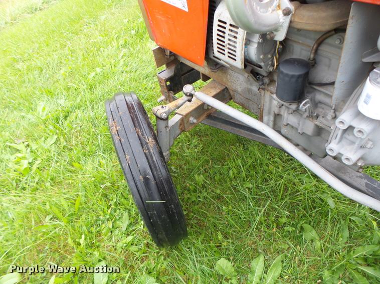 image for item K5661 Massey-Ferguson 210 tractor