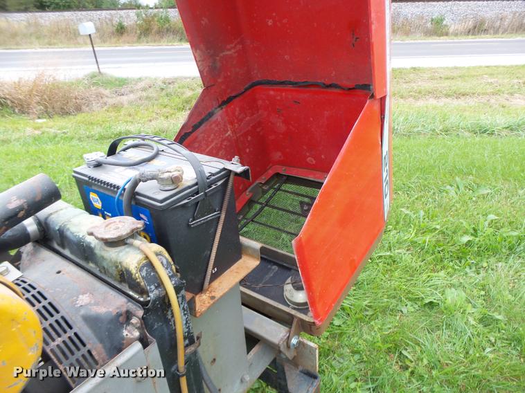 image for item K5661 Massey-Ferguson 210 tractor