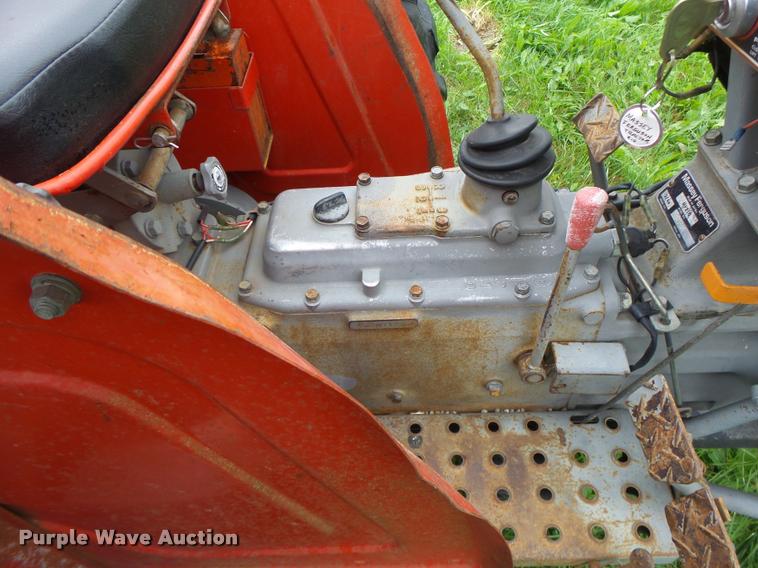 image for item K5661 Massey-Ferguson 210 tractor