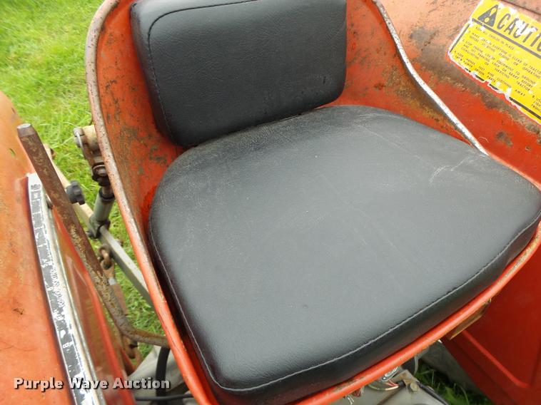 image for item K5661 Massey-Ferguson 210 tractor