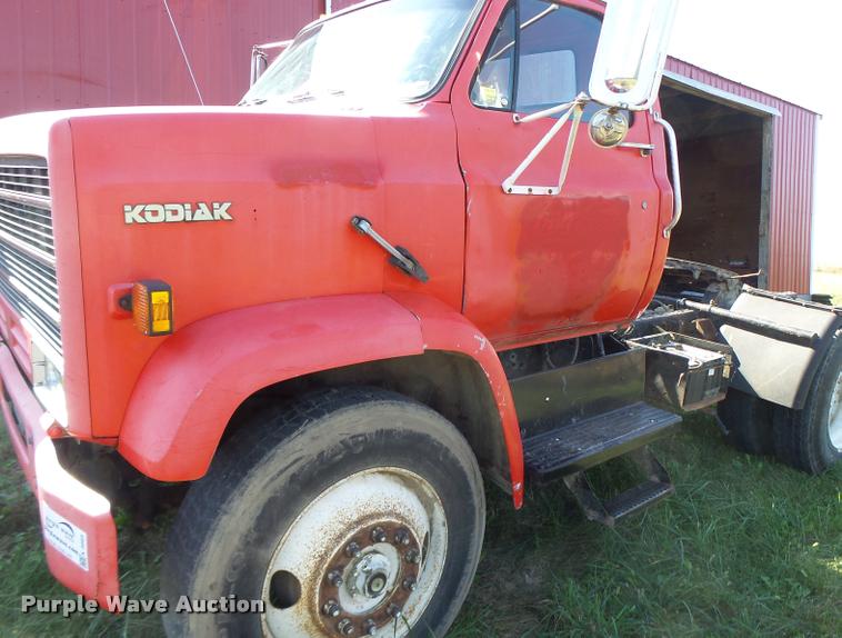 image for item K5665 1988 Chevrolet Kodiak semi truck