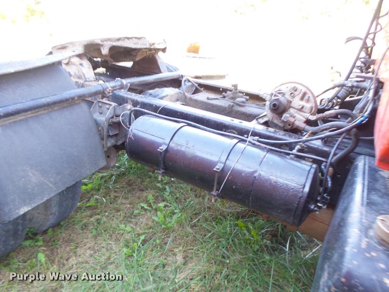 image for item K5665 1988 Chevrolet Kodiak semi truck