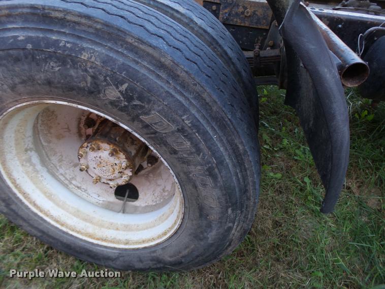 image for item K5665 1988 Chevrolet Kodiak semi truck