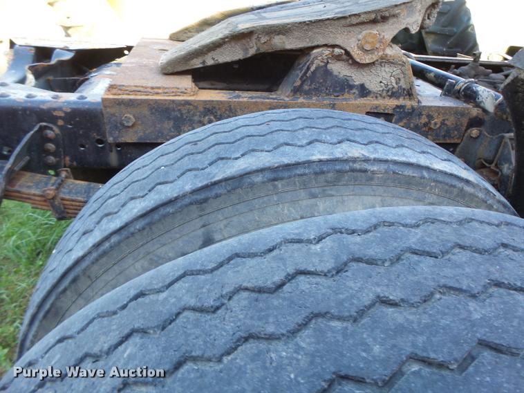 image for item K5665 1988 Chevrolet Kodiak semi truck