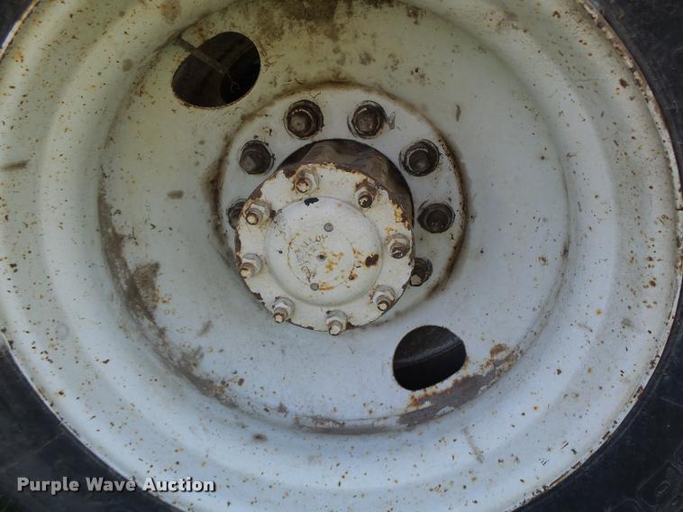 image for item K5665 1988 Chevrolet Kodiak semi truck