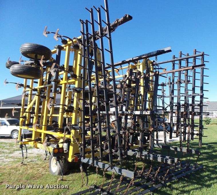 image for item K5671 Landoll 9800 field cultivator