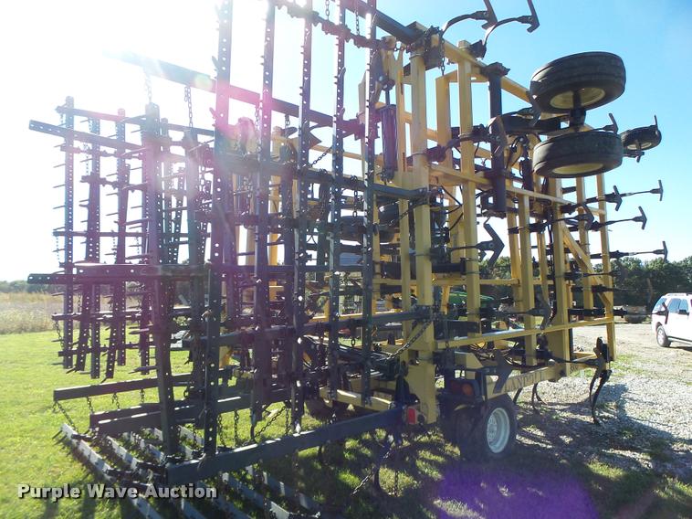 image for item K5671 Landoll 9800 field cultivator