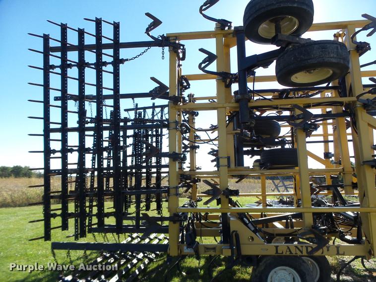 image for item K5671 Landoll 9800 field cultivator