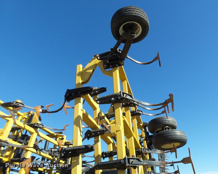 image for item K5671 Landoll 9800 field cultivator