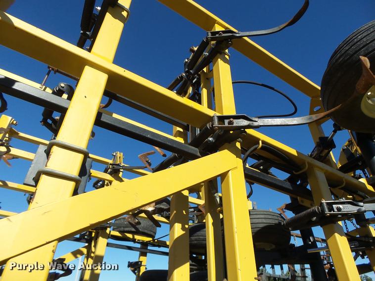 image for item K5671 Landoll 9800 field cultivator